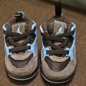 Air Jordan 6 Rings Line Baby Boy 2C Like NEW Excellent Condition